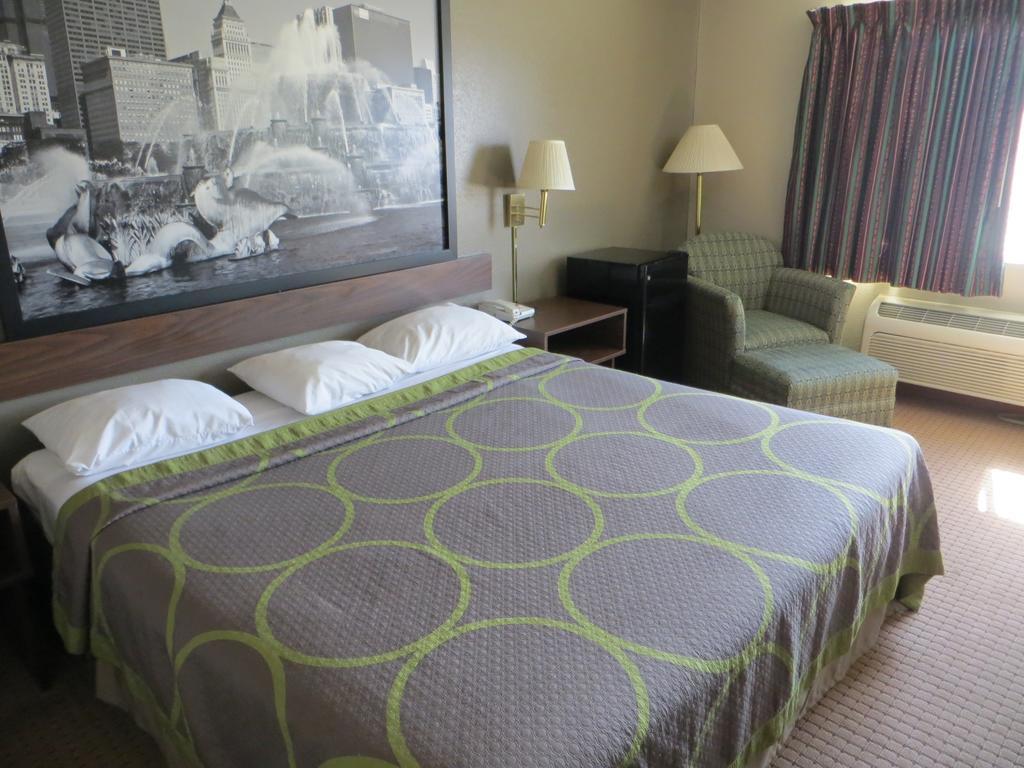 Super 8 By Wyndham Chicago O'Hare Airport Hotel Elk Grove Village Ruang foto